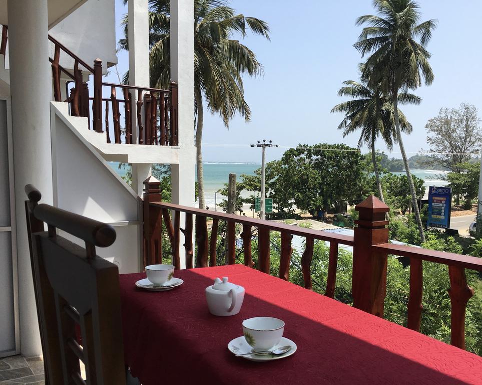 Open Sky Bed and Breakfast Weligama Buitenkant foto