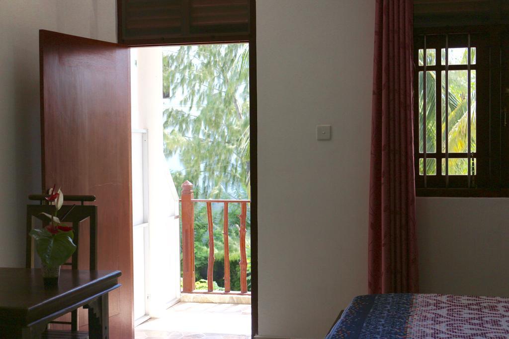 Open Sky Bed and Breakfast Weligama Buitenkant foto